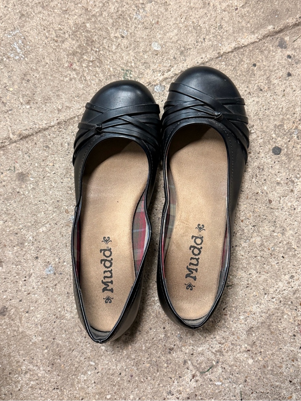 Vintage Mudd Women's Black Ballet Flats - Classic Comfort